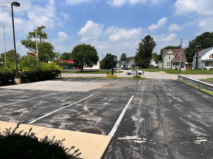 1303 State Street, Fremont, 43420, ,Commercial,For Sale,State,20252397