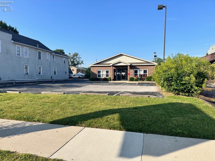 1303 State Street, Fremont, 43420, ,Commercial,For Sale,State,20252397