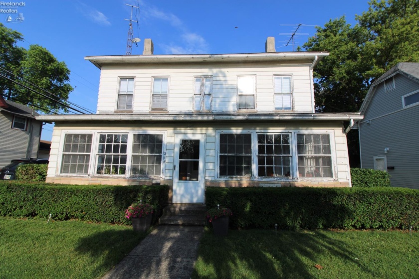 214 Fulton Street, Port Clinton, 43452, ,Multiple Units,For Sale,Fulton,20252415