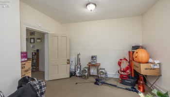 409 Gulf Road, Elyria, 44035, ,Multiple Units,For Sale,Gulf,20252416