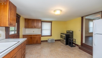 409 Gulf Road, Elyria, 44035, ,Multiple Units,For Sale,Gulf,20252416