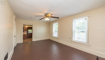 409 Gulf Road, Elyria, 44035, ,Multiple Units,For Sale,Gulf,20252416