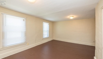 409 Gulf Road, Elyria, 44035, ,Multiple Units,For Sale,Gulf,20252416