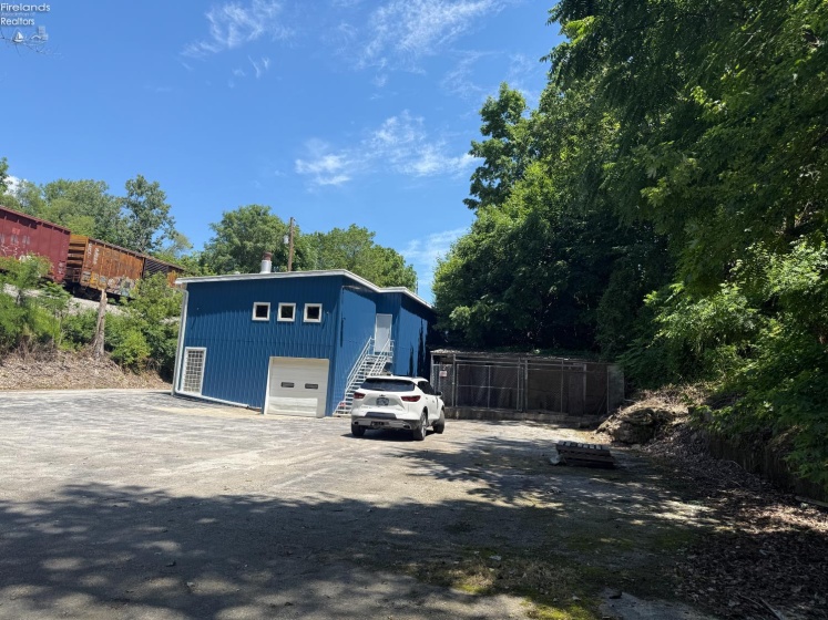 446 Wood Street, Fremont, 43420, ,Commercial,For Sale,Wood,20252418