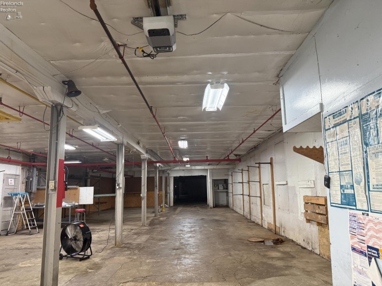 446 Wood Street, Fremont, 43420, ,Commercial,For Sale,Wood,20252418