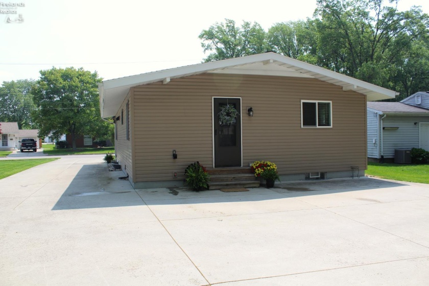 86 Eastwood Drive, Norwalk, 44857, 3 Bedrooms Bedrooms, ,1 BathroomBathrooms,Residential,For Sale,Eastwood,20252093