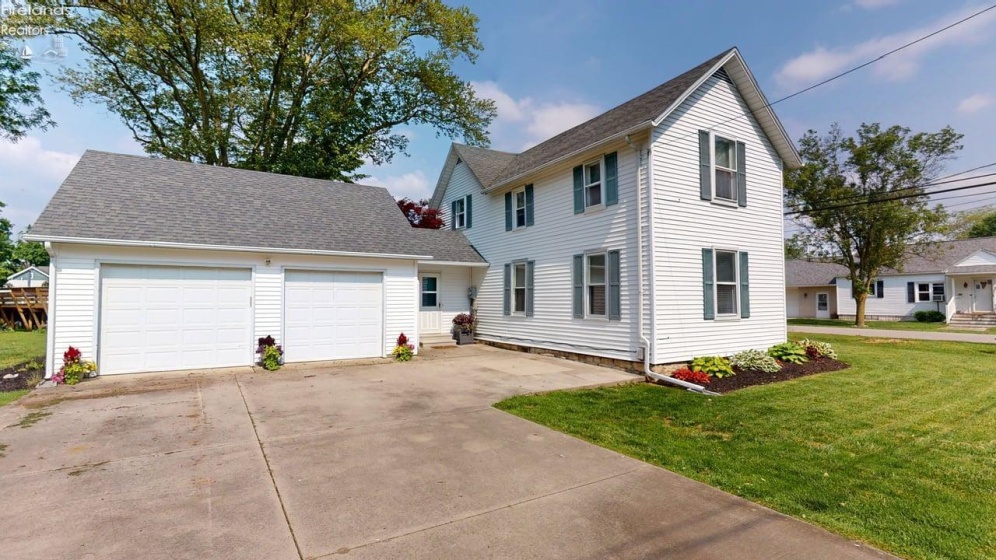 215 Lynn Street, Lindsey, 43442, 3 Bedrooms Bedrooms, ,2 BathroomsBathrooms,Residential,For Sale,Lynn,20252073