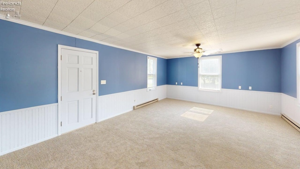 215 Lynn Street, Lindsey, 43442, 3 Bedrooms Bedrooms, ,2 BathroomsBathrooms,Residential,For Sale,Lynn,20252073
