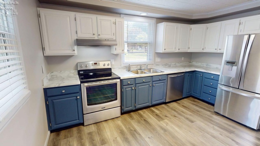 215 Lynn Street, Lindsey, 43442, 3 Bedrooms Bedrooms, ,2 BathroomsBathrooms,Residential,For Sale,Lynn,20252073