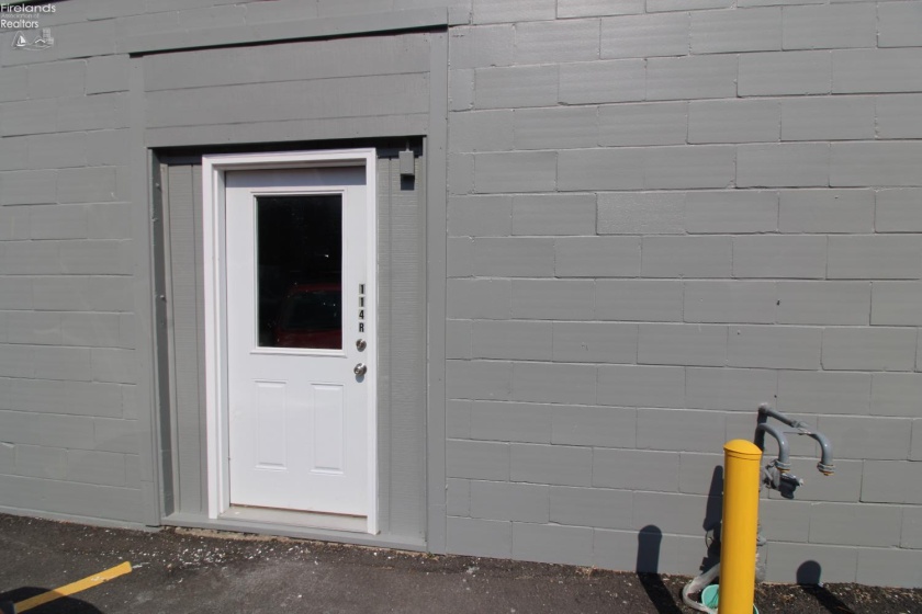 114 Perry Street, Port Clinton, 43452, ,Commercial,For Sale,Perry,20252454