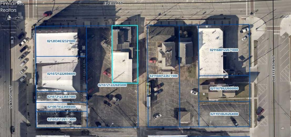 114 Perry Street, Port Clinton, 43452, ,Commercial,For Sale,Perry,20252454