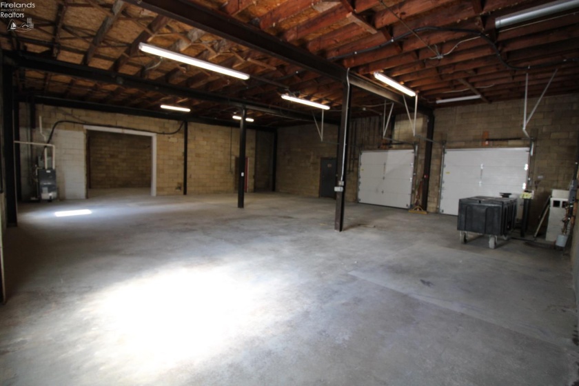 114 Perry Street, Port Clinton, 43452, ,Commercial,For Sale,Perry,20252454