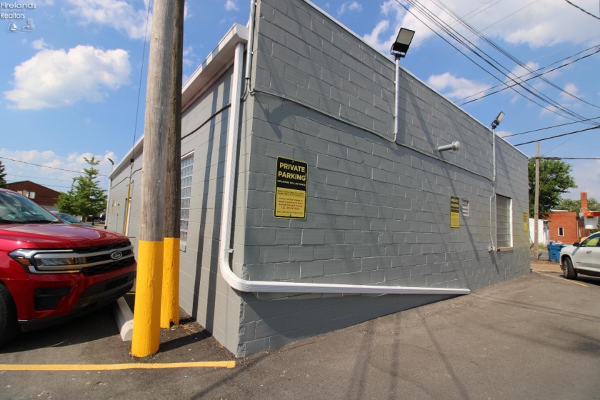 114 Perry Street, Port Clinton, 43452, ,Commercial,For Sale,Perry,20252454