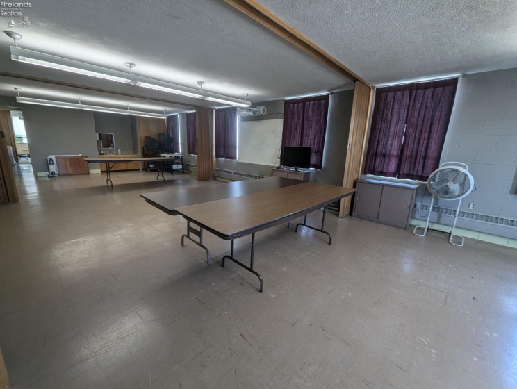 200 Madison Street, Gibsonburg, 43431, ,Commercial,For Sale,Madison,20252523