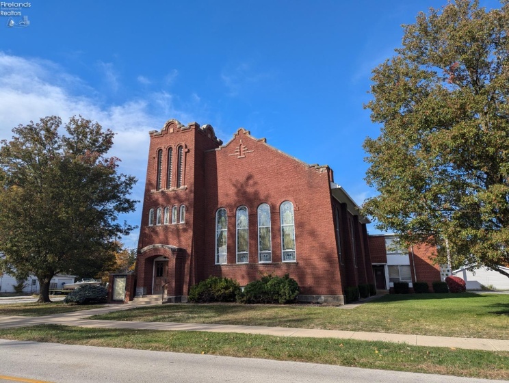 200 Madison Street, Gibsonburg, 43431, ,Commercial,For Sale,Madison,20252523