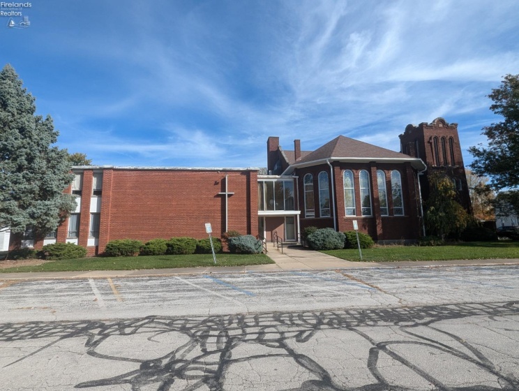 200 Madison Street, Gibsonburg, 43431, ,Commercial,For Sale,Madison,20252523