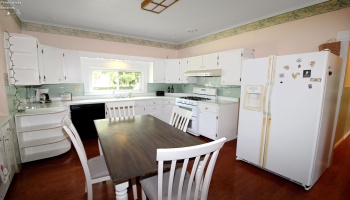 1201 3rd Street, Port Clinton, 43452, 2 Bedrooms Bedrooms, ,2 BathroomsBathrooms,Residential,For Sale,3rd,20252148