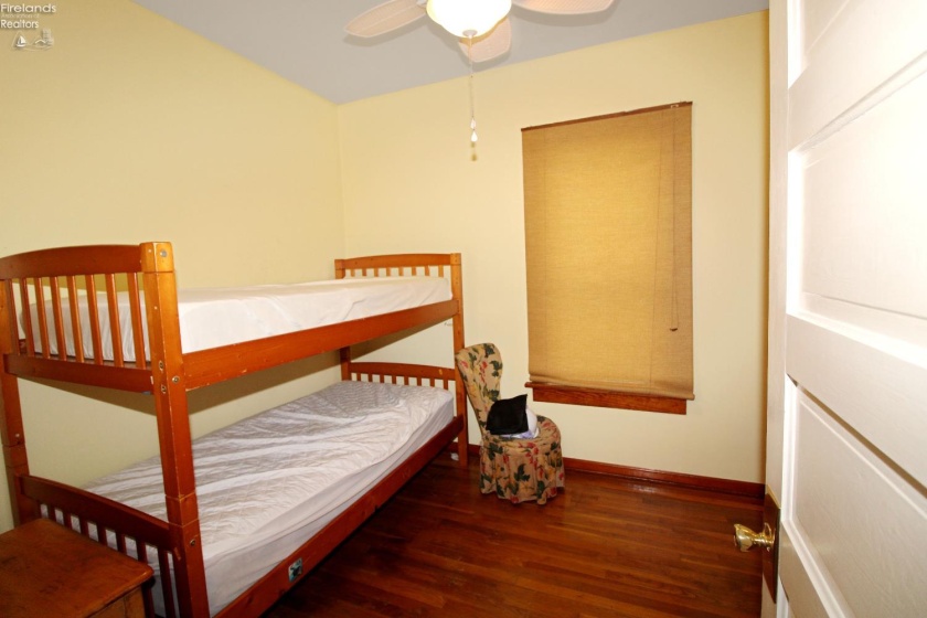 1201 3rd Street, Port Clinton, 43452, 2 Bedrooms Bedrooms, ,2 BathroomsBathrooms,Residential,For Sale,3rd,20252148