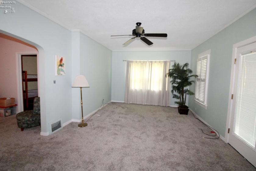 1201 3rd Street, Port Clinton, 43452, 2 Bedrooms Bedrooms, ,2 BathroomsBathrooms,Residential,For Sale,3rd,20252148