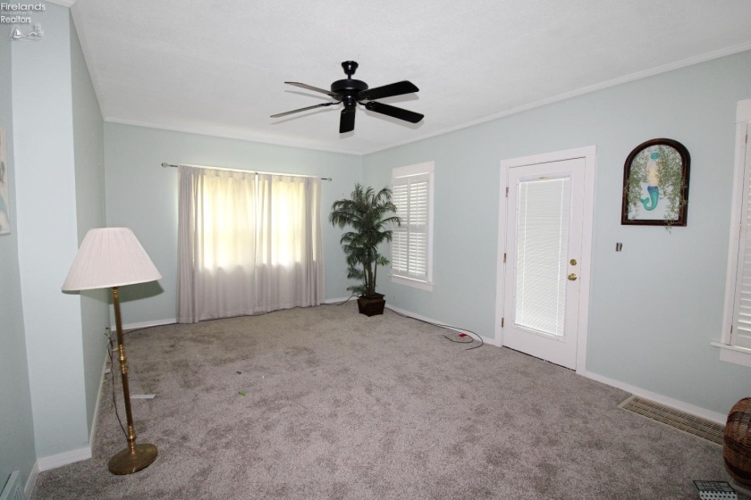 1201 3rd Street, Port Clinton, 43452, 2 Bedrooms Bedrooms, ,2 BathroomsBathrooms,Residential,For Sale,3rd,20252148