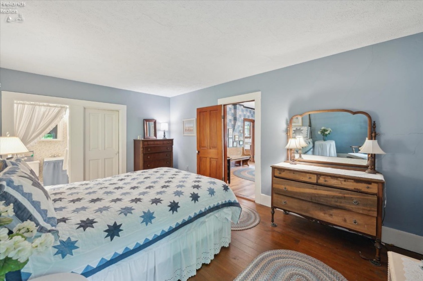569 Victory Lane, Put-In-Bay, 43456, 4 Bedrooms Bedrooms, ,2 BathroomsBathrooms,Residential,For Sale,Victory,20252043