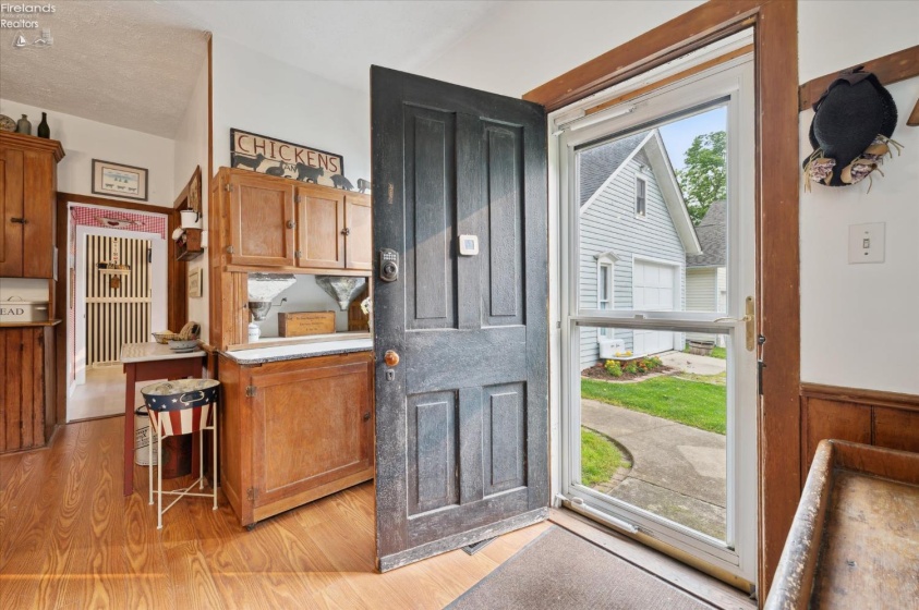 569 Victory Lane, Put-In-Bay, 43456, 4 Bedrooms Bedrooms, ,2 BathroomsBathrooms,Residential,For Sale,Victory,20252043