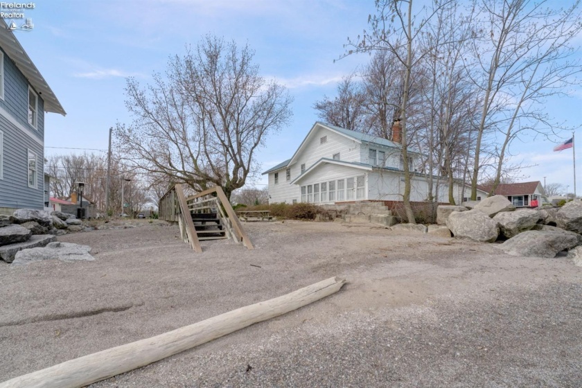 8411 Division Street, Oak Harbor, 43449, ,Land,For Sale,Division,20252552