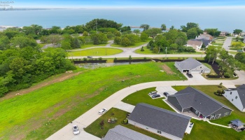 263 Lighthouse Oval, Marblehead, 43440, ,Land,For Sale,Lighthouse Oval,20252445