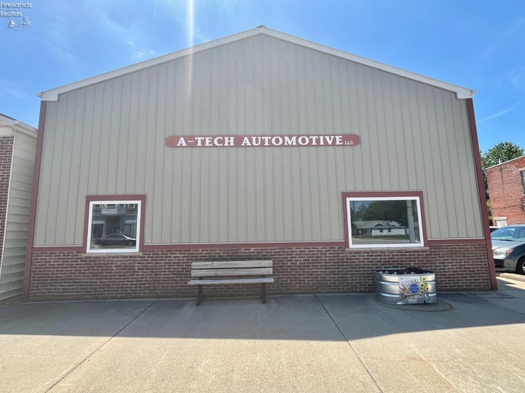 101 Main, Wayne, 43466, ,Commercial,For Sale,Main,20252474