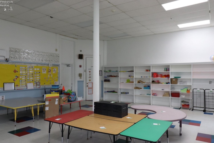 1925 Barker Street, Sandusky, 44870, ,Commercial,For Sale,Barker,20252596