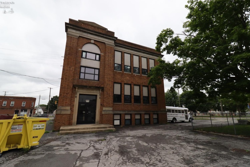 1925 Barker Street, Sandusky, 44870, ,Commercial,For Sale,Barker,20252596