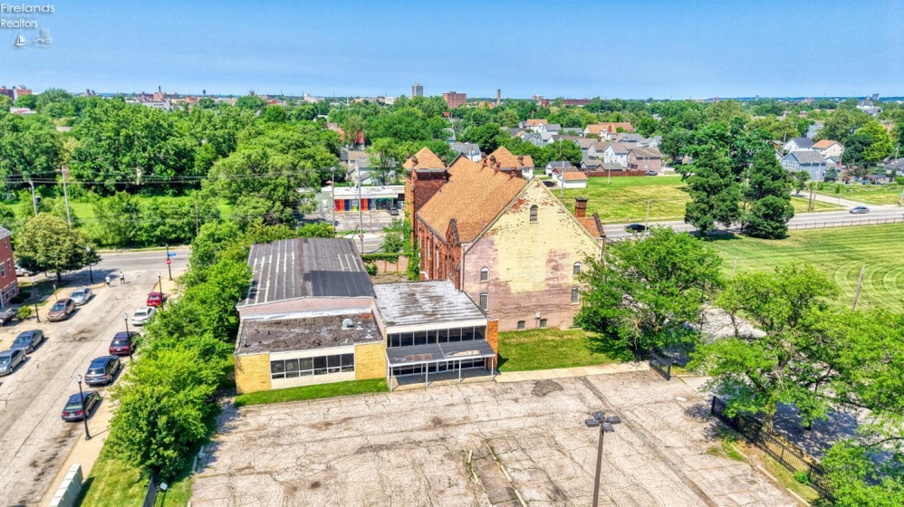 3782 Community College Avenue, Cleveland, 44115, ,Commercial,For Sale,Community College,20252589