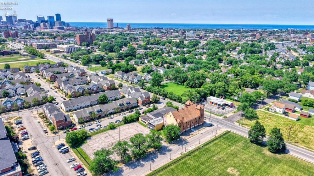 3782 Community College Avenue, Cleveland, 44115, ,Commercial,For Sale,Community College,20252589