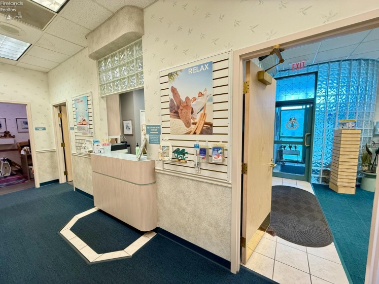 1725 Western Avenue, Findlay, 45840, ,Commercial,For Sale,Western,20252665