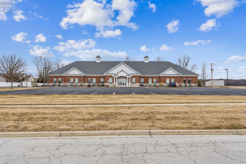 2498 Bluestone, Findlay, 45840, ,Commercial For Lease,For Lease,Bluestone,20252726