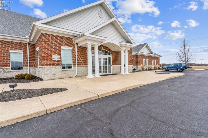 2498 Bluestone, Findlay, 45840, ,Commercial For Lease,For Lease,Bluestone,20252726