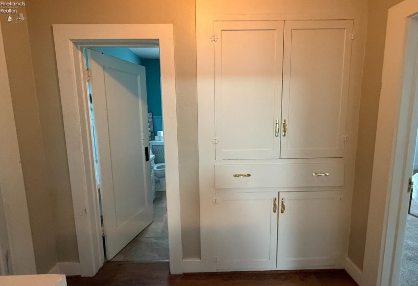 118 5th Street, Port Clinton, 43452, 3 Bedrooms Bedrooms, ,2 BathroomsBathrooms,Residential,For Sale,5th,20252113