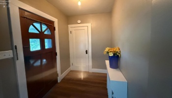 118 5th Street, Port Clinton, 43452, 3 Bedrooms Bedrooms, ,2 BathroomsBathrooms,Residential,For Sale,5th,20252113