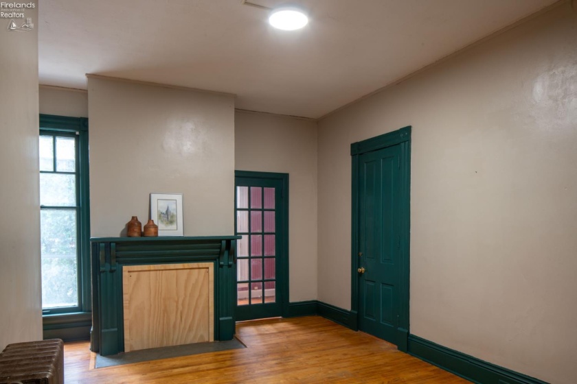 81 Professor Street, Oberlin, 44074, ,Multiple Units,For Sale,Professor,20252820