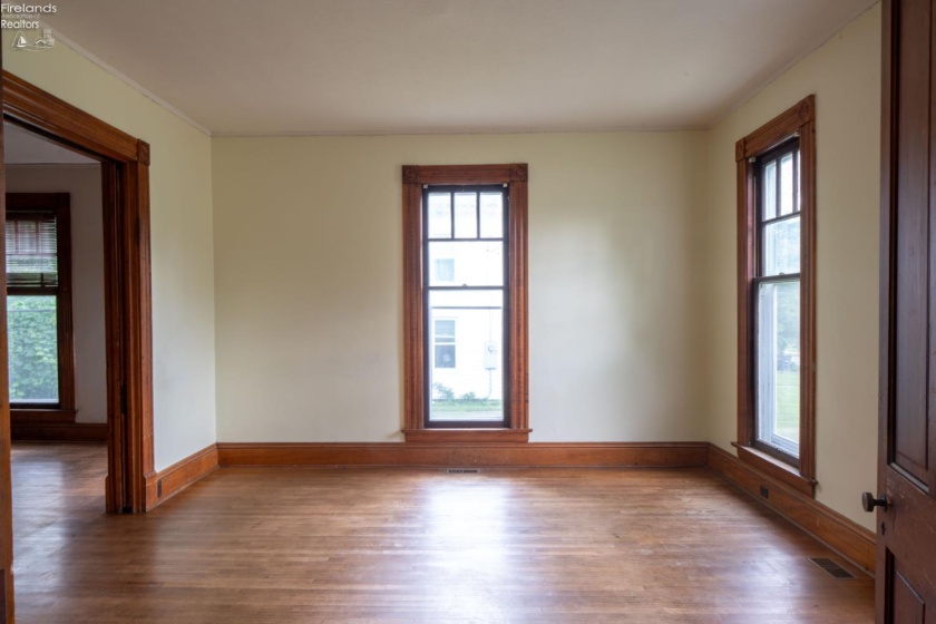81 Professor Street, Oberlin, 44074, ,Multiple Units,For Sale,Professor,20252820