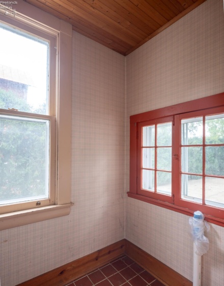 81 Professor Street, Oberlin, 44074, ,Multiple Units,For Sale,Professor,20252820