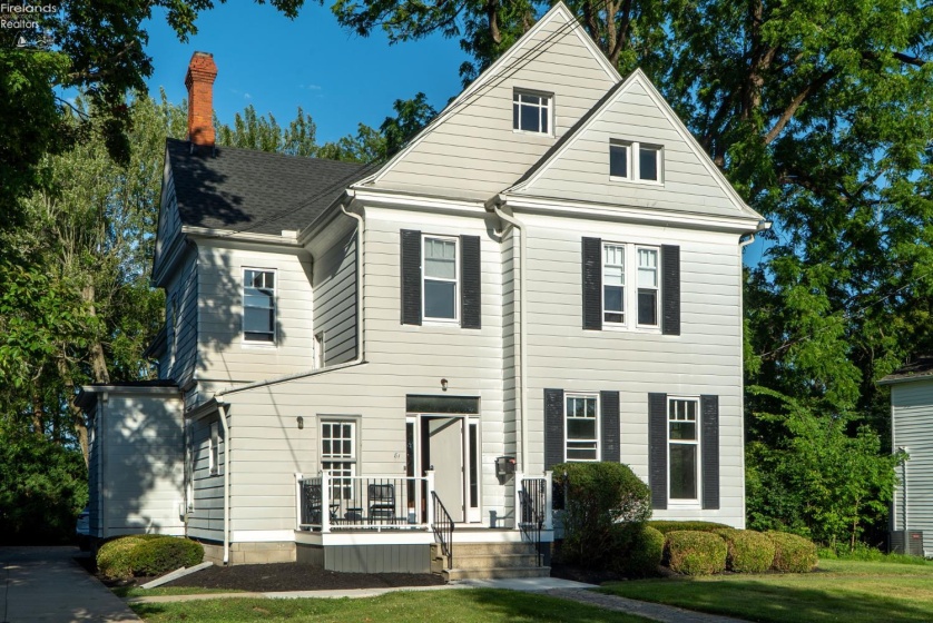 81 Professor Street, Oberlin, 44074, ,Multiple Units,For Sale,Professor,20252820