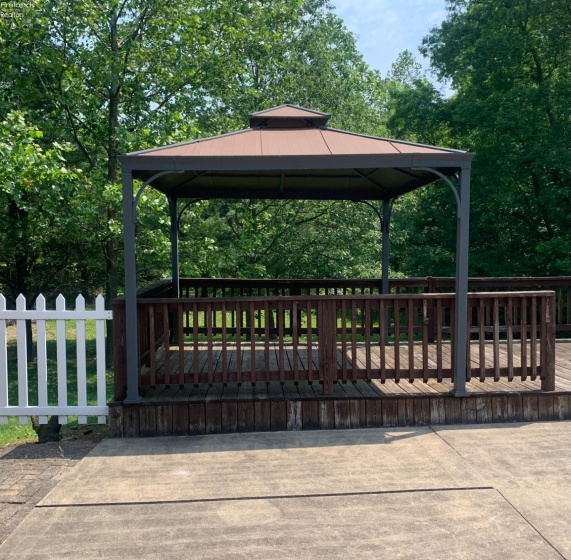 37 State Route 60, New London, 44851, 4 Bedrooms Bedrooms, ,3 BathroomsBathrooms,Residential,For Sale,State Route 60,20252229