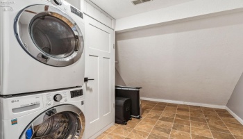 Laundry Room/Bonus Room
