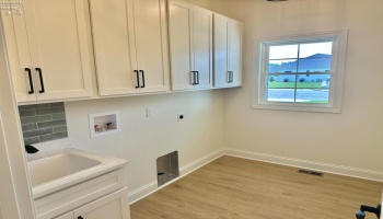 550 Southview, Gibsonburg, 43431, 3 Bedrooms Bedrooms, ,2 BathroomsBathrooms,Residential,For Sale,Southview,20252399