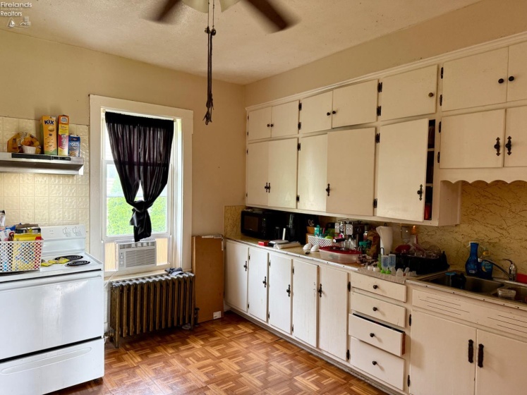 501 Jackson Street, Fremont, 43420, ,Multiple Units,For Sale,Jackson,20252986