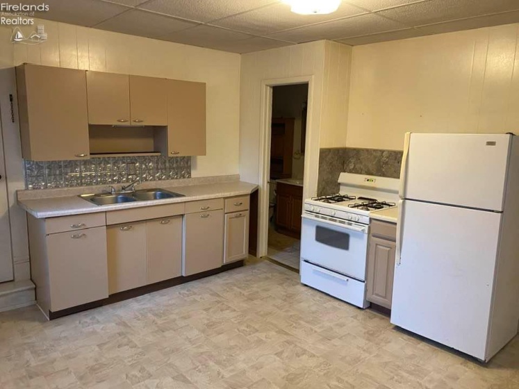 38 Washington Street, Tiffin, 44883, ,Multiple Units,For Sale,Washington,20252901