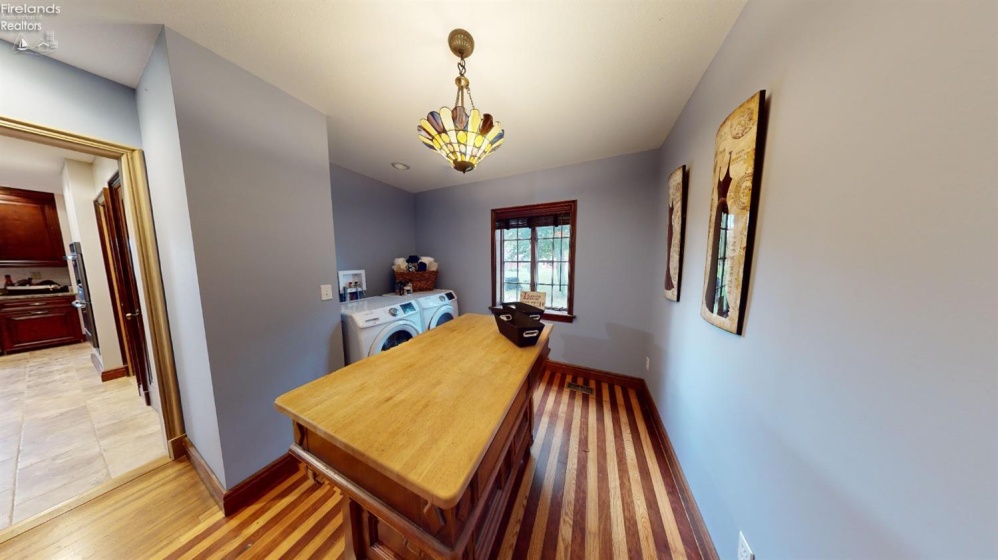 2484 Buckland Avenue, Fremont, 43420, 3 Bedrooms Bedrooms, ,2 BathroomsBathrooms,Residential,For Sale,Buckland,20252302 2484 Buckland Avenue, Fremont, 43420, 3 Bedrooms Bedrooms, ,2 BathroomsBathrooms,Residential,For Sale,Buckland,20252302