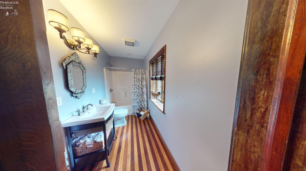 2484 Buckland Avenue, Fremont, 43420, 3 Bedrooms Bedrooms, ,2 BathroomsBathrooms,Residential,For Sale,Buckland,20252302 2484 Buckland Avenue, Fremont, 43420, 3 Bedrooms Bedrooms, ,2 BathroomsBathrooms,Residential,For Sale,Buckland,20252302