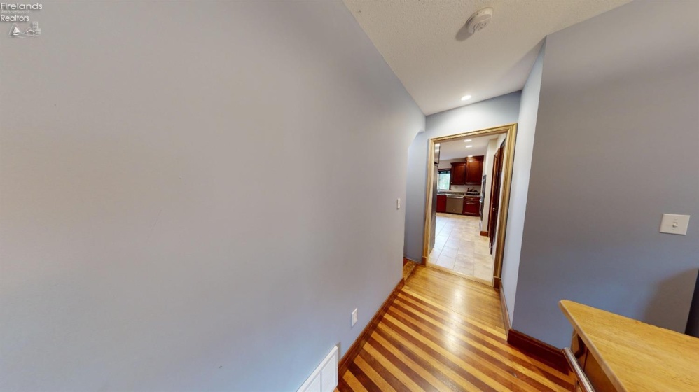 2484 Buckland Avenue, Fremont, 43420, 3 Bedrooms Bedrooms, ,2 BathroomsBathrooms,Residential,For Sale,Buckland,20252302 2484 Buckland Avenue, Fremont, 43420, 3 Bedrooms Bedrooms, ,2 BathroomsBathrooms,Residential,For Sale,Buckland,20252302